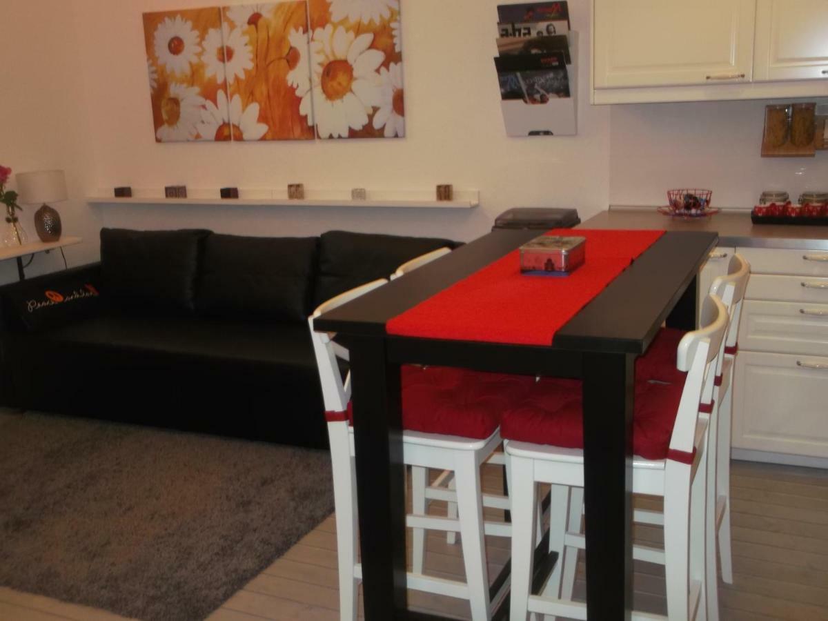 Belvarosi Apartmanszallo - Kiskunfélegyháza Exterior foto