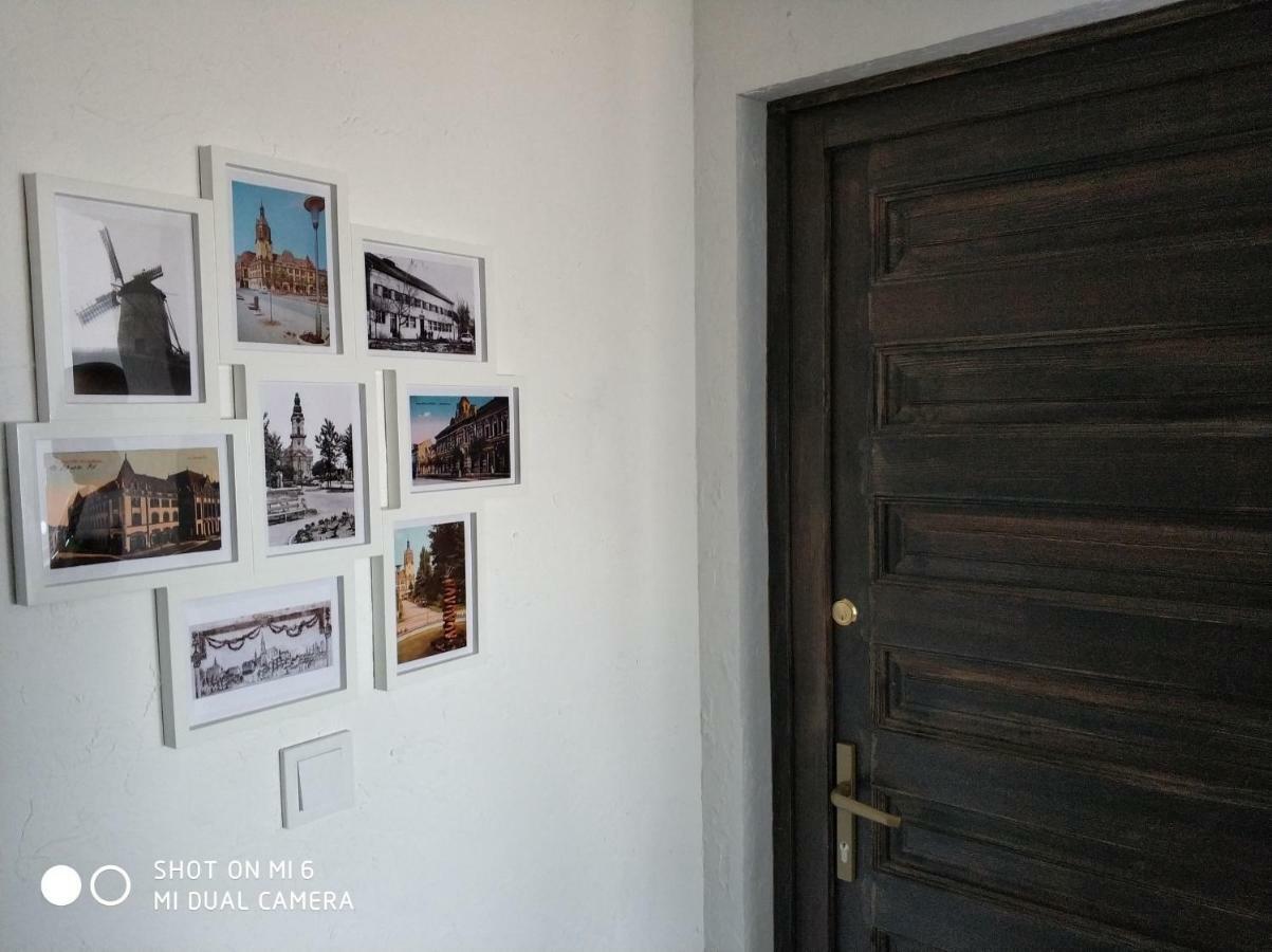 Belvarosi Apartmanszallo - Kiskunfélegyháza Exterior foto